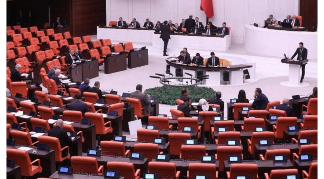 'Üç dönem' kuralına takılan AK Parti'li vekiller TBMM'ye küstü, koltuklar boş kaldı