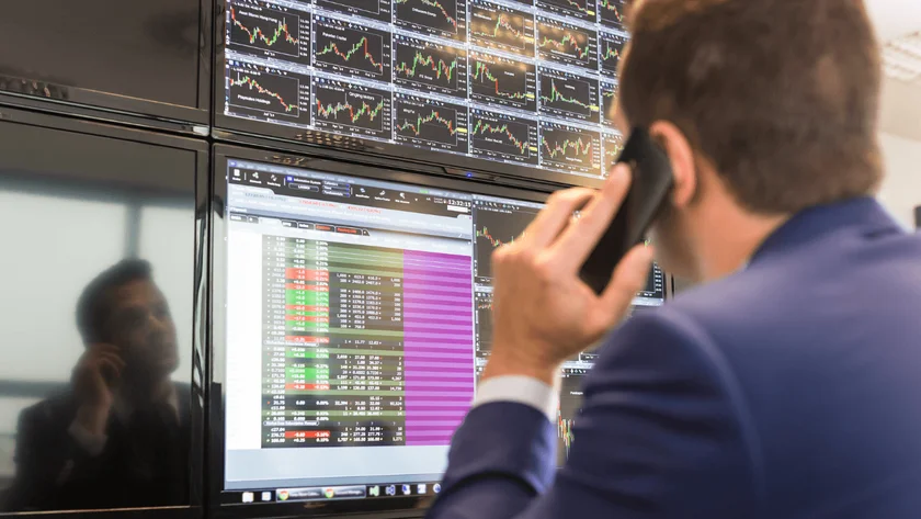 Yayla Enerji hissesindeki iki kişiye çifte tedbir