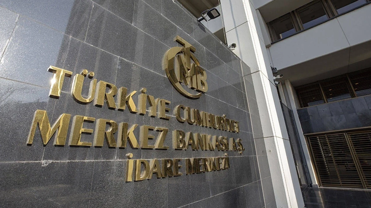 Merkez Bankası faiz oranını 500 baz puan artırarak yüzde 50'ye yükseltti. 